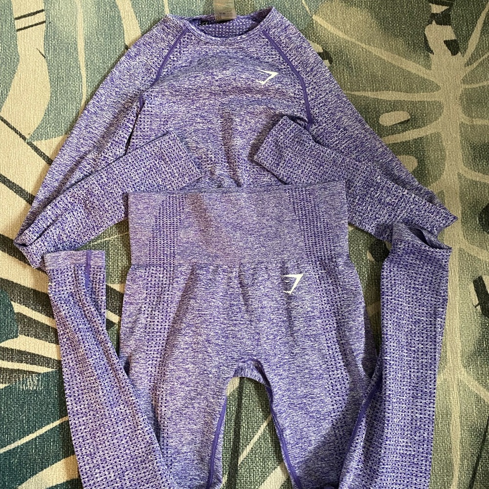 Gymshark seamless purple set